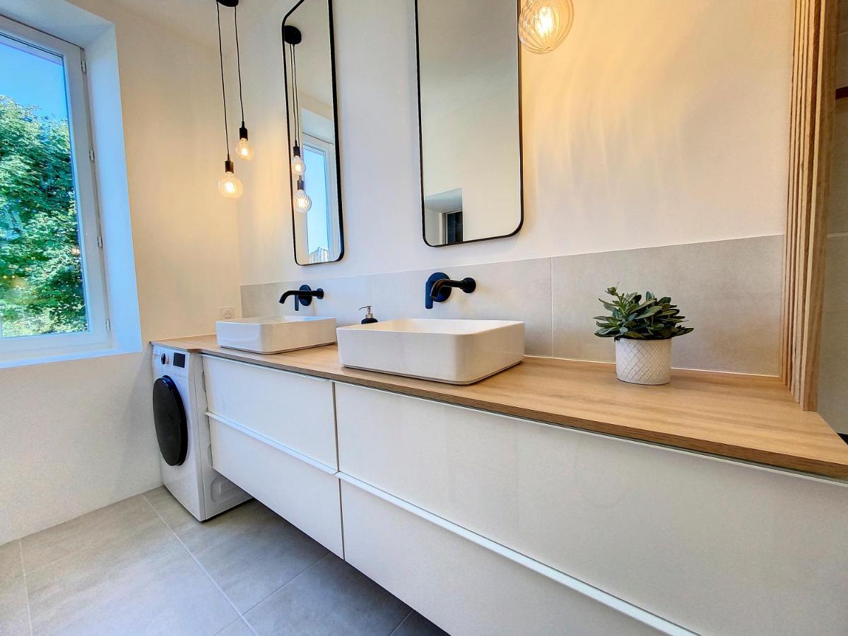 Appartchic - Appartement Standing - Plein Centre & Parking Prive Creon ภายนอก รูปภาพ